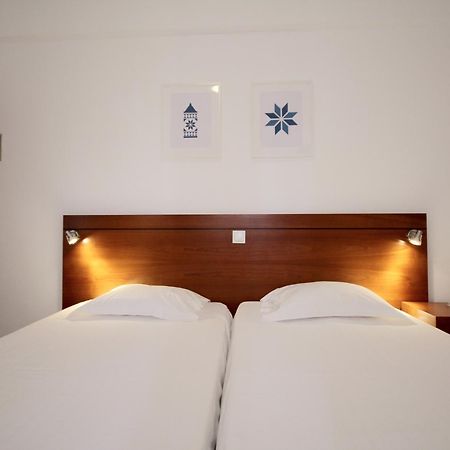Hospedaria Buganvilia アルヴォル エクステリア 写真